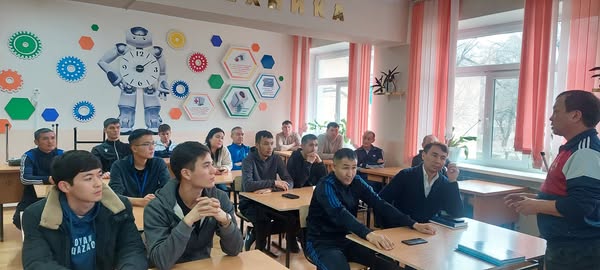 "Педагог мәртебесі туралы" Заңында көрсетілген талаптарды орындау жөнінде ақпараттандырды