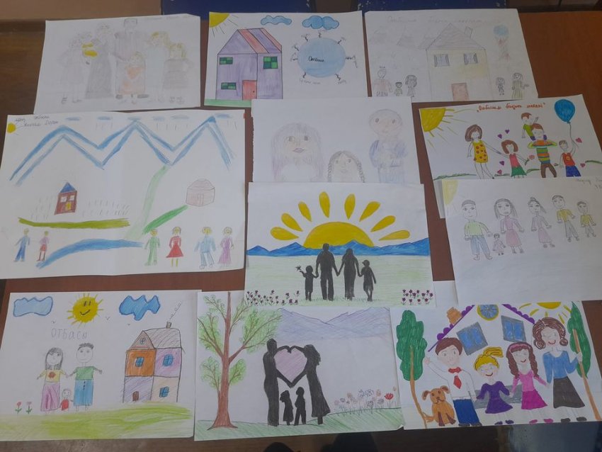 «Табиғат тамашалары» тақырыбында сурет байқауы өткізілді.